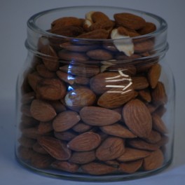 mandle natural 200g (neloupané) mandle natural 200g (neloupané)